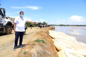 Presidente Duque y Gobernador Blel inspeccionan obras de mitigación en Caregato