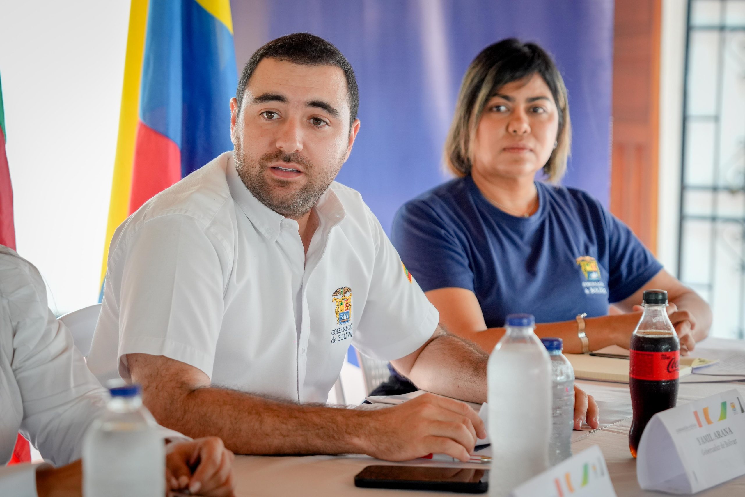 Gobernador Arana despliega operativo de auxilio en el sur de Bolívar: maquinarias y víveres en ruta para los damnificados